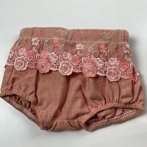Handmade bloomers by Goldybelle.